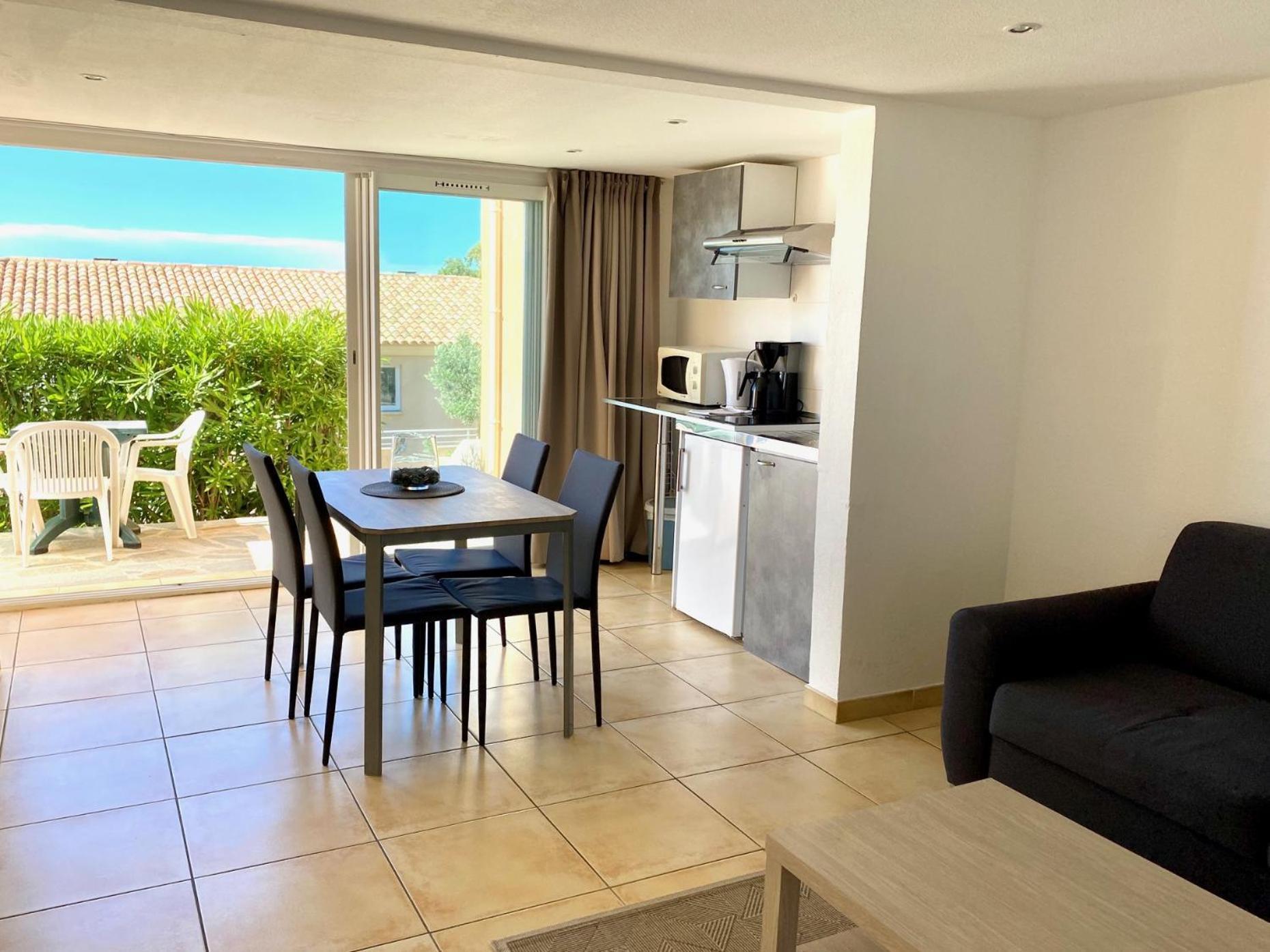 Calvi Appart Hotel Zimmer foto